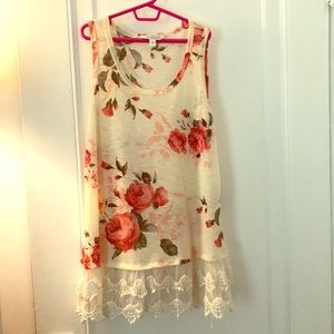 Floral lacy tank top